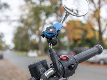 Picture of QUADLOCK MOTORCYCLE / SCOOTER MIRROR MOUNT